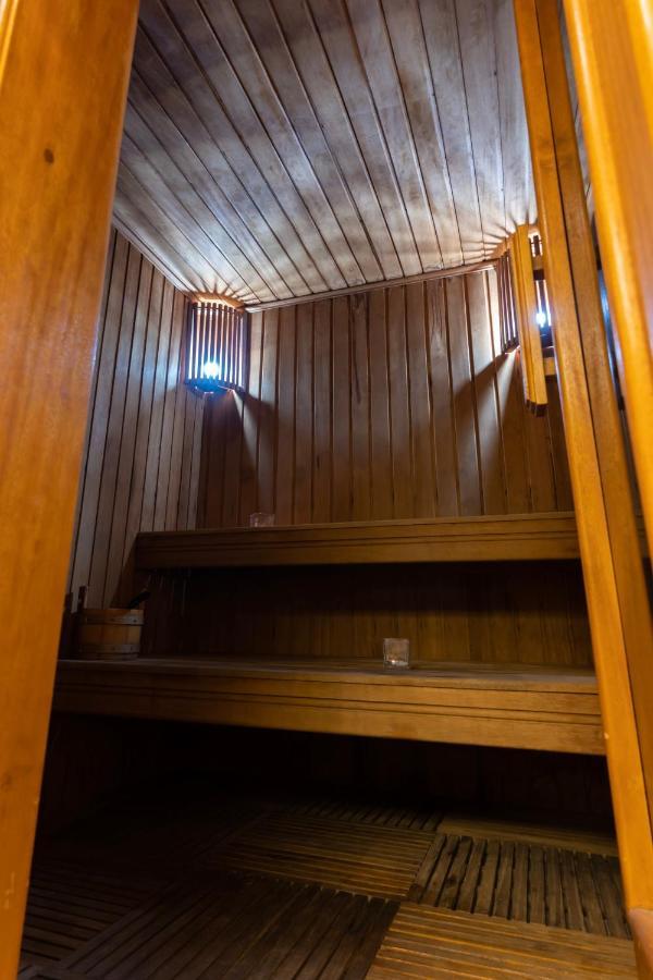 J&A Classic Hotel Lima Bagian luar foto A Finnish sauna
