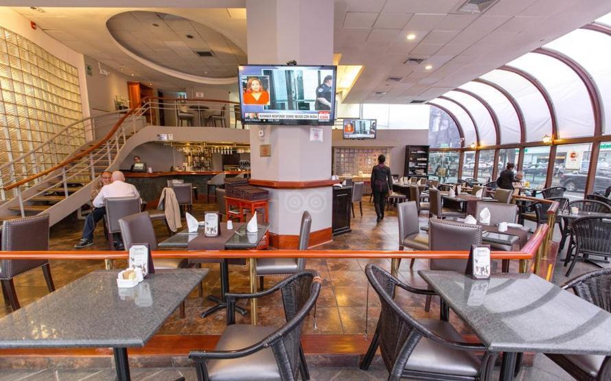 J&A Classic Hotel Lima Bagian luar foto The interior of the restaurant
