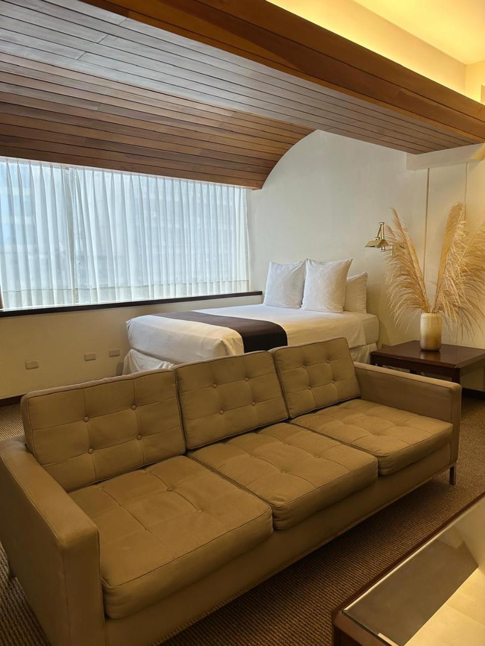 J&A Classic Hotel Lima Bagian luar foto