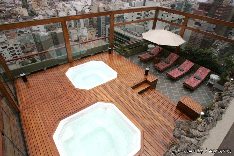 J&A Classic Hotel Lima Fasilitas foto Rooftop spa